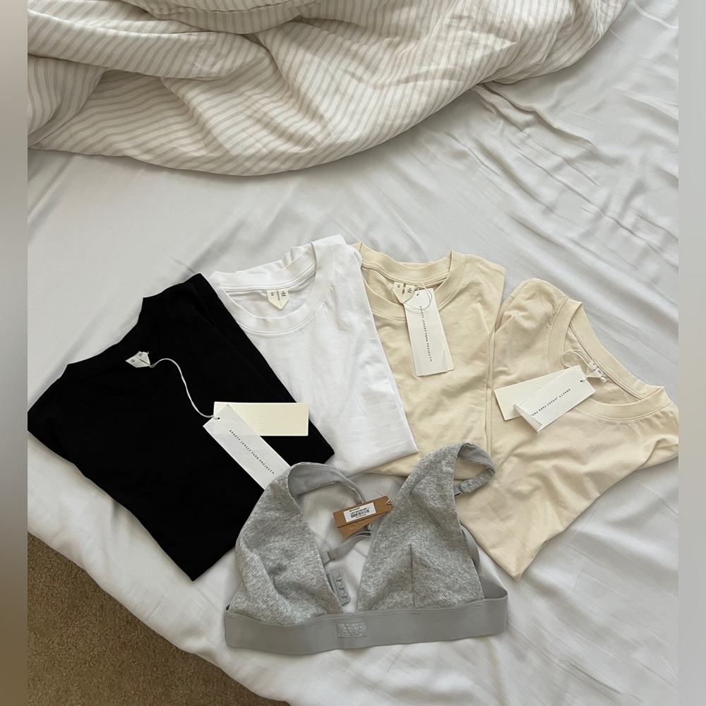 COPY - Arket crew-neck t-shirt & Skims bra